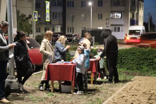В Нурлате начался сезон открытия дворов, благоустроенных в рамках программы «Наш двор»
