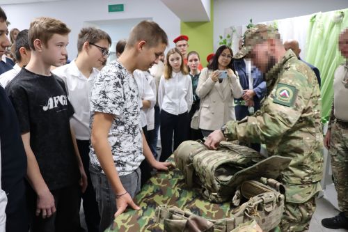 В Нурлате прошел урок патриотизма «Донбасс – сердце России. ПоZыVной – Победа!»