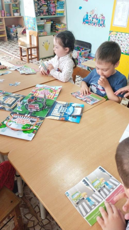 В детском саду «Камыр Батыр» во всех группах прошли мероприятия под девизом «Безопасность превыше всего»