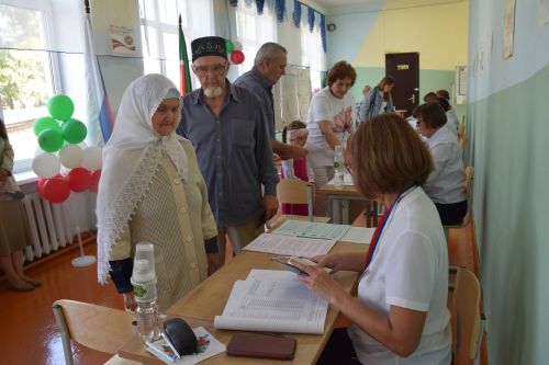 Яруллины из Нурлата голосовали за мирное будущее