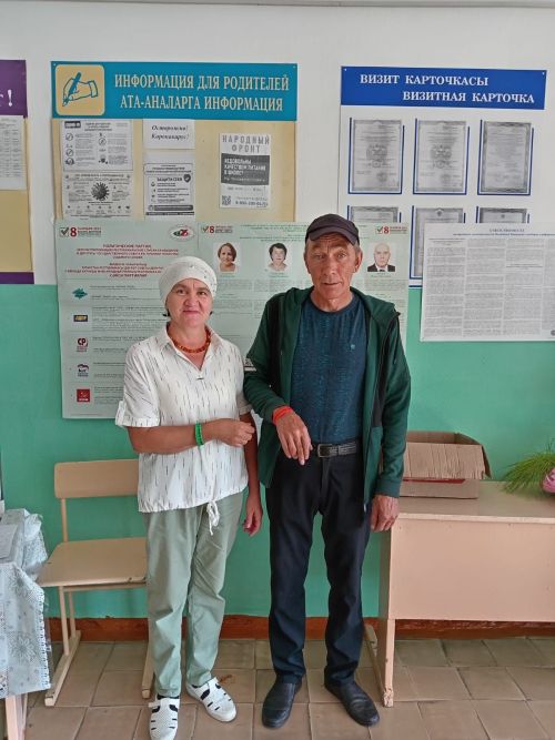 В селе Степное Озеро Нурлатского района избирателей угощали бабушкиными блинами из печи