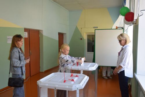 Яруллины из Нурлата голосовали за мирное будущее