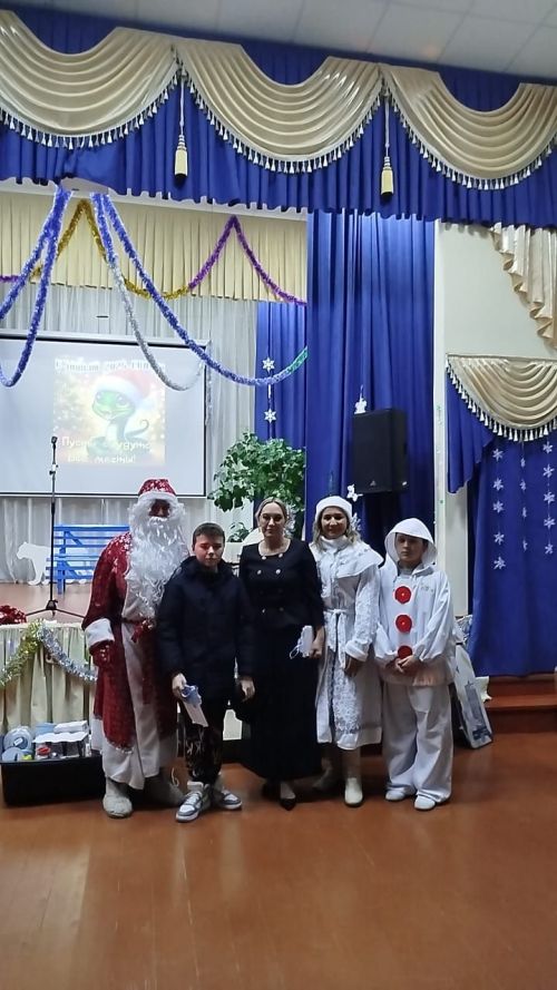 В новогоднюю ночь исполнились желания еще 16 детей Нурлатского района