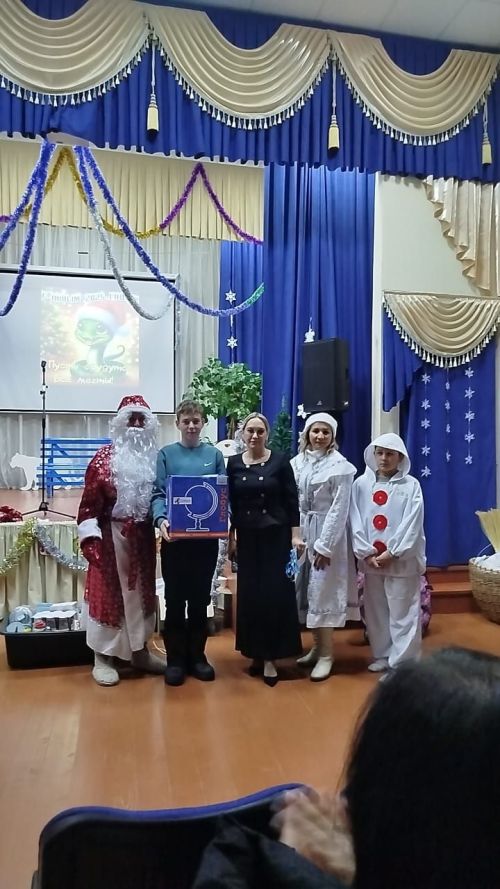 В новогоднюю ночь исполнились желания еще 16 детей Нурлатского района