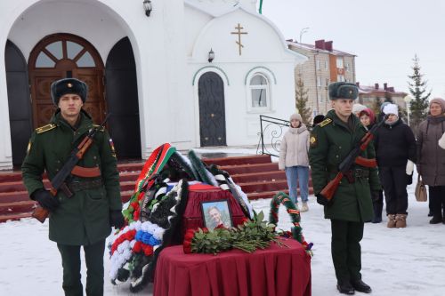 В Нурлате простились с участником СВО Журавлевым Эдуардом