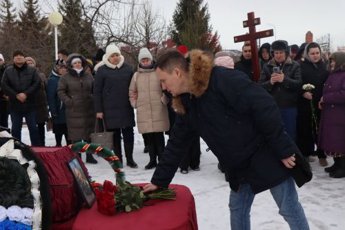 В Нурлате простились с участником СВО Журавлевым Эдуардом