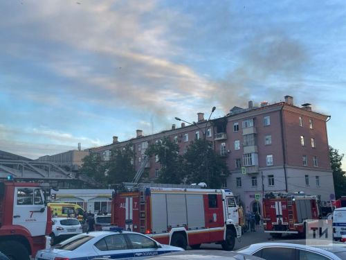 Что делать при пожаре на балконе или в подъезде