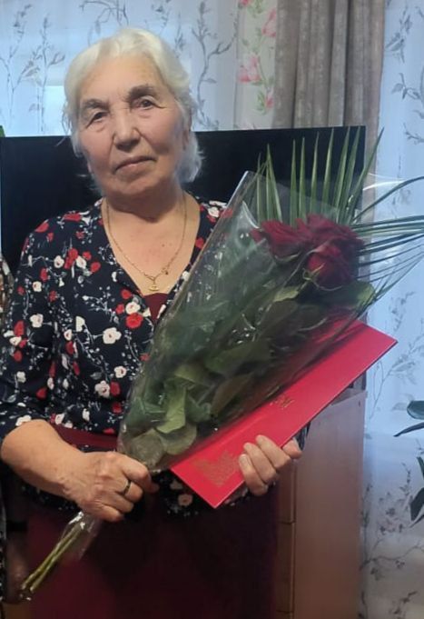 Учителя-ветерана из Турнояса поздравили с 85- летием