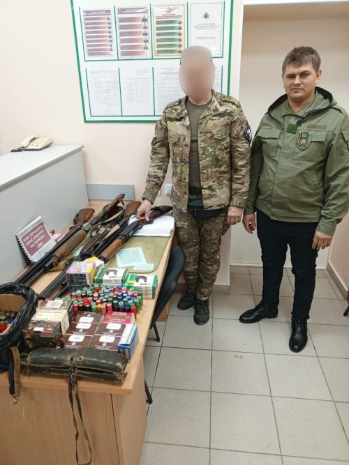 Нурлатские охотники передали в зону СВО 5 ружей и 500 патронов
