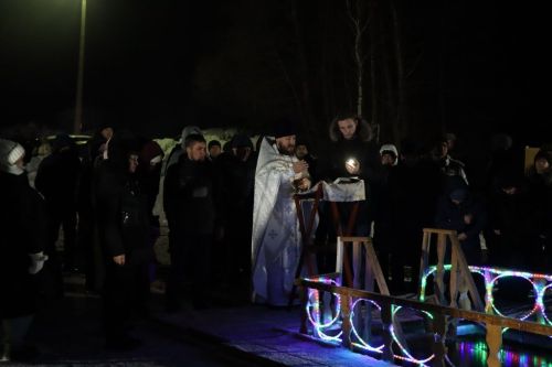В Нурлатском районе верующие совершили омовение в ледяной купели