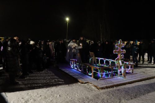 В Нурлатском районе верующие совершили омовение в ледяной купели