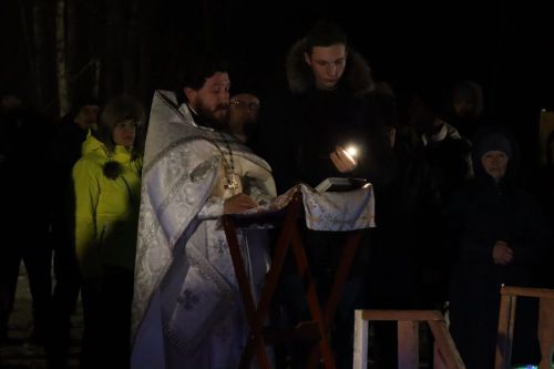 В Нурлатском районе верующие совершили омовение в ледяной купели