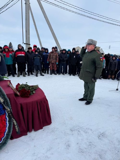 Нижненурлатцы проводили в последний путь еще одного земляка - участника СВО