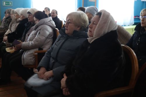 В Андреевском сельском поселении сход граждан прошел с участием Дамира Ишкинеева
