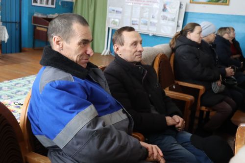 В Андреевском сельском поселении сход граждан прошел с участием Дамира Ишкинеева