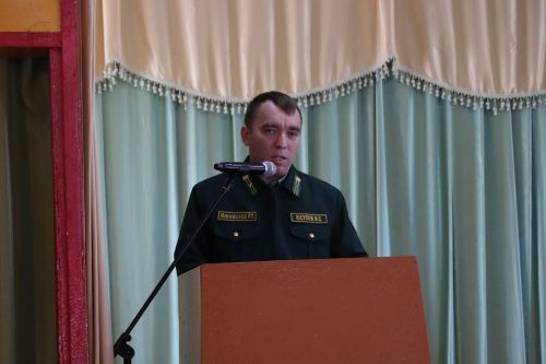 В Андреевском сельском поселении сход граждан прошел с участием Дамира Ишкинеева