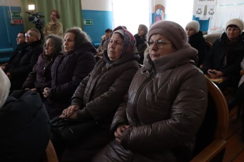 В Андреевском сельском поселении сход граждан прошел с участием Дамира Ишкинеева