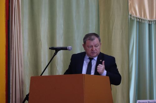 В Андреевском сельском поселении сход граждан прошел с участием Дамира Ишкинеева