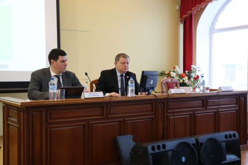 Сегодня в Нурлате состоялось собрание трудовых коллективов социальных учреждений