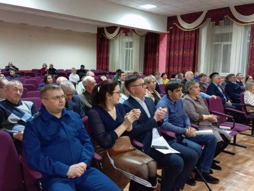 В Нурлате продолжаются встречи руководства района с населением