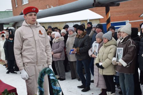В Нурлате простились с бойцом СВО Хуснутдиновым Фаилем