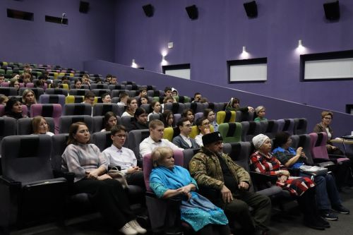 В КДЦ «Грани» прошла памятная встреча «900 дней мужества»