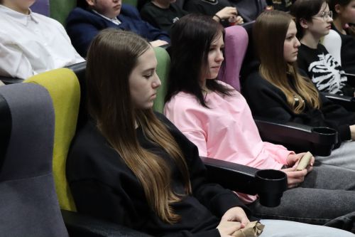 В КДЦ «Грани» прошла памятная встреча «900 дней мужества»
