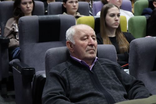 В КДЦ «Грани» прошла памятная встреча «900 дней мужества»