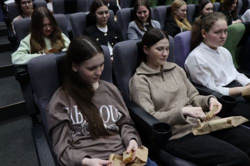 В КДЦ «Грани» прошла памятная встреча «900 дней мужества»