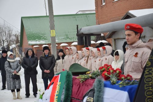 В Нурлате простились с бойцом СВО Хуснутдиновым Фаилем