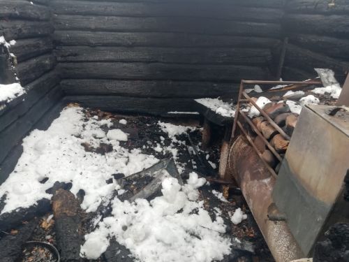 В селе Нурлатского района из-за перекала печи произошел пожар