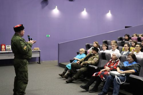 В КДЦ «Грани» прошла памятная встреча «900 дней мужества»