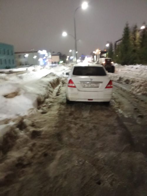 В Нурлате работы по уборке снега продолжаются и ночью