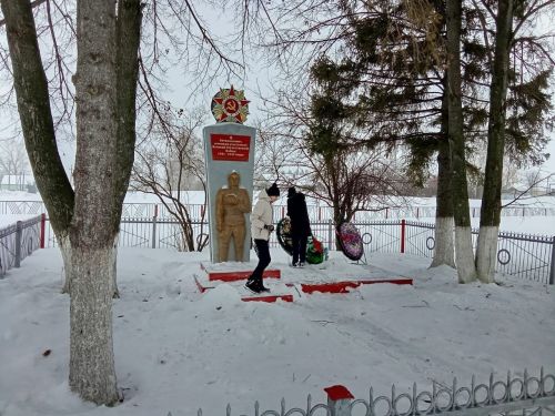 Мамыковские юнармейцы приняли участие во Всероссийской акции «Обелиск»