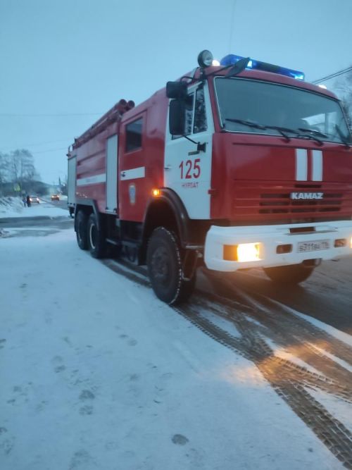В Нурлате пожарные, полиция и «скорая» выехали по тревожному звонку