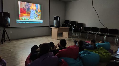 Новогодние каникулы в клубе «Мирас»: мультфильмы для всей семьи