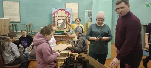 Учащиеся Старо-Челнинской школы продолжают поддерживать солдат в зоне боевых действий в зимние каникулы