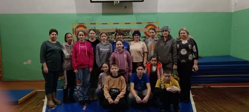 Учащиеся Старо-Челнинской школы продолжают поддерживать солдат в зоне боевых действий в зимние каникулы
