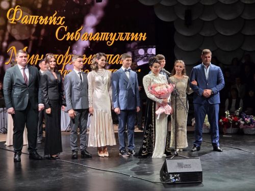 Делегация Нурлатского района почтила память Фатиха Сибагатуллина