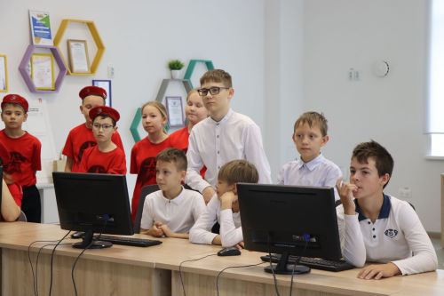 День открытых дверей в Доме «Юнармии» прошел с участием юных нурлатцев из семи школ