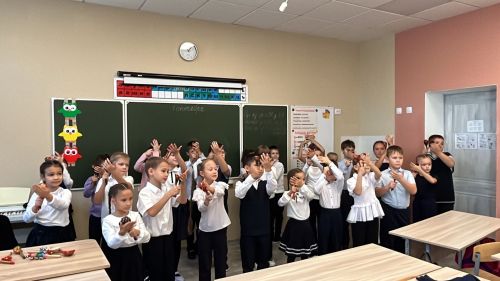 В Нурлатской школе №2 отпраздновали Международный день музыки
