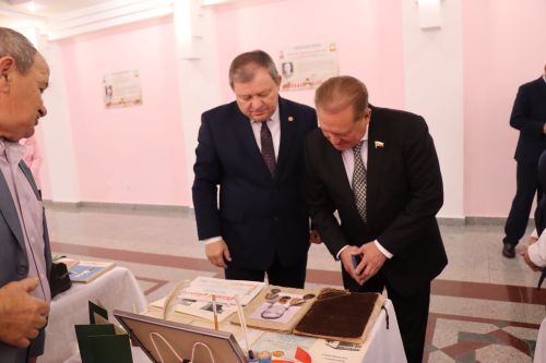 В Нурлате прошло торжество, посвященное Дню Учителя (+ фоторепортаж)