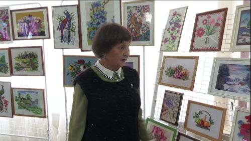 Вера Козлова за 20 лет увлечения вышила 500 картин