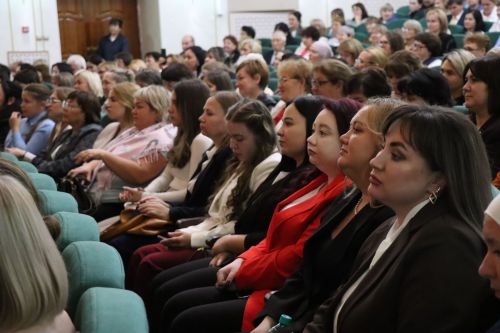 В Нурлате прошло торжество, посвященное Дню Учителя (+ фоторепортаж)