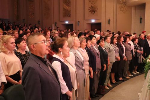 В Нурлате прошло торжество, посвященное Дню Учителя (+ фоторепортаж)