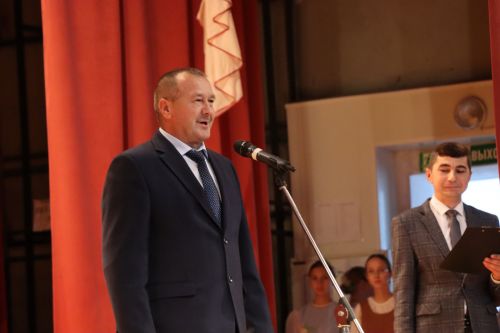 В Нурлате прошло торжество, посвященное Дню Учителя (+ фоторепортаж)