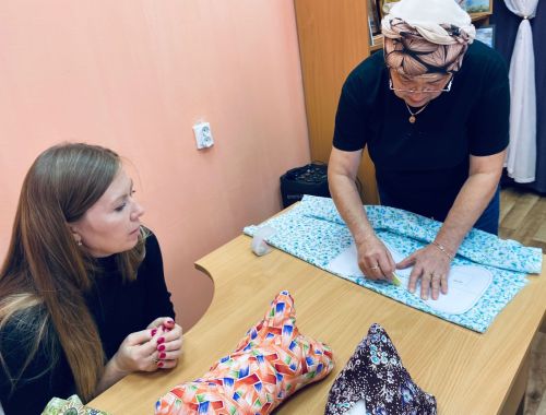 Бурметьевские волонтеры передают тепло защитникам Отечества