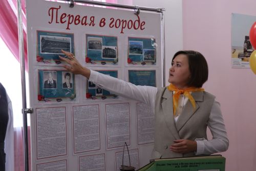 В Нурлате прошло торжество, посвященное Дню Учителя (+ фоторепортаж)