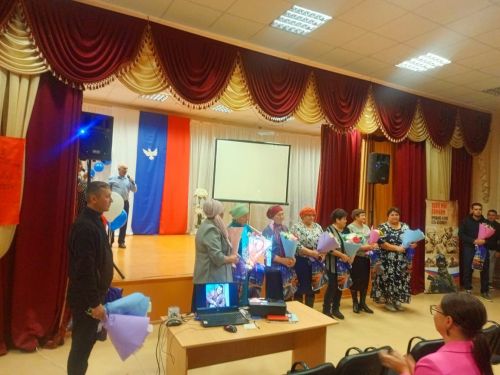 В Светлом Озере прошел благотворительный концерт в поддержку бойцов СВО