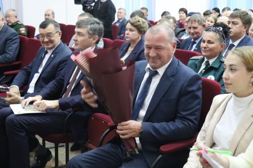В Нурлате прошла очередная сессия советов города и района